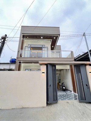 nhà ngang 8m mới hoàn thiện cực thoáng sổ hông riêng trả trước chỉ 500 triệu