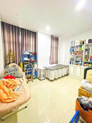 bán nhà đường xe hơi 487/ huỳnh tấn phát q7, ngang 5x10m,nhà 4tầng , giá bán 8,5tỷ