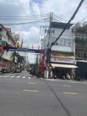 siêu phẩm góc 2 mặt tiền hoàng hoa thám, tân bình dt 122m², tòa nhà 4 tầng hiện đại!