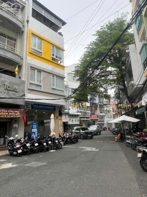  NHÀ 5 TẦNG HẺM VIP THÀNH THÁI, P.12 ,Q.10 – 67,2M2 - GIÁ CHỈ 20 TỶ.