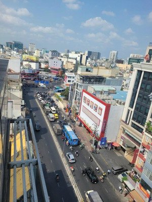 bán nhà mặt tiền phan đình phùng p.17 q.phú nhuận cấp 4 dt: 13m x 23m cn: 299m2 giá 97tỷ