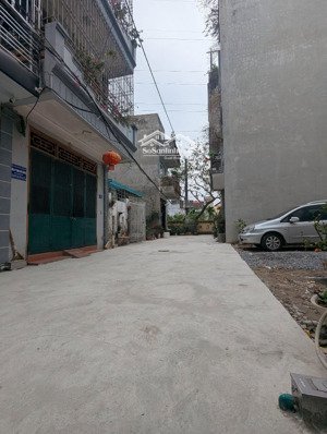 cho thuê gấp nhà riêng 3pn, 2vs tại tổ 10, nguyễn văn trác, hà đông, 9 triệu vnd, 52 m2