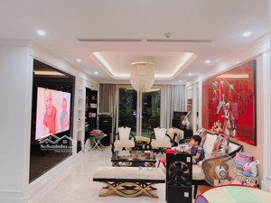 chủ nhà cần bán căn 3 ngủ rộng 172m2 ban công đông bắc ở mandarin- tầm view lã vọng cây xanh 2,8ha