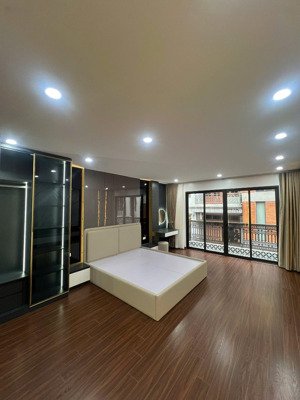 phố vip đại la, 6 tầng thang máy, ô tô tránh, kinh doanh, sổ phân lô, nội thất nhập khẩu, 38.5m*6t