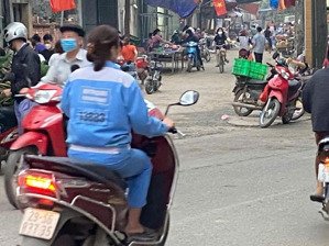 100m mặt chợ thắng trí, full thổ cư, kinh doanh đỉnh, đường rộng, 2 mặt tiền trước sau, giá 33.