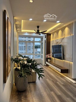 bán căn hộ chung cư sky garden 3, nhà đẹp, 68m2, giá 5.350 tỷ, 02pn, nội thất đầy đủ.