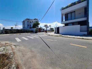 chào bán lô góc 2 mặt tiền khu nam hòa xuân