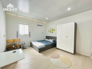 căn hộ tiện nghi - đầy đủ nội thất - phòng thoáng mát tách bếp
