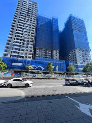 bán căn e.x.16 hướng nam mát mẻ, tầng trung