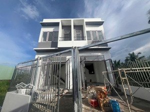 bán nhà dsh 4 căn xã nhơn đức nhà bè