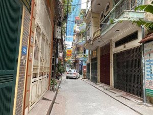 bán nhà 7 tầng thang máy - mt rộng rãi - đường thông 2 ô tô tránh - thuận tiện kinh doanh sầm uất