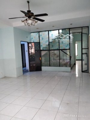 bán biệt thự 600 m2 tại út tịch, tân bình, hcm giá ưu đãi 130 tỷ