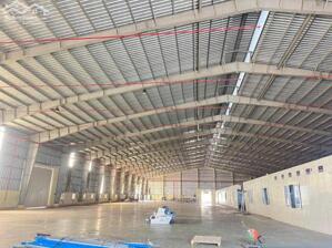 CHUYỂN NHƯỢNG XƯỞNG KCN BẾN LỨC, LONG AN 8000M2 GIÁ CHỈ 55 TỶ- PHÁP LÝ ĐẦY ĐỦ