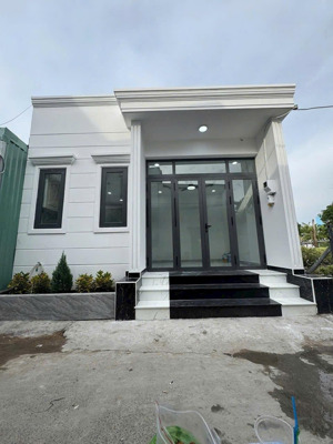 bán nhà mới 100% hẻm 1627 huỳnh tấn phát giáp q7 108m² villa c4 shr, giá 4.6 tỷ tl, lh 
