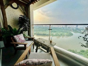 bán căn hộ 3pn, 3wc, 135m2 tại riverside residence, giá ưu đãi 15 tỷ, q7, hcm