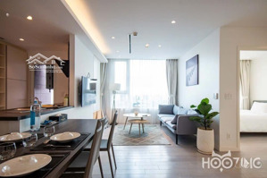 cho thuê căn hộ 2pn2wc ban công rộng thoáng tách bếp sân thượng full nt mới ngay thành thái quận 10