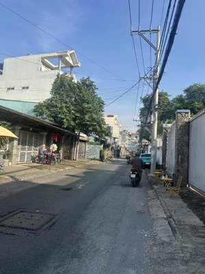 mặt tiền đông hưng thuận 156m chỉ 9,6 tỷ