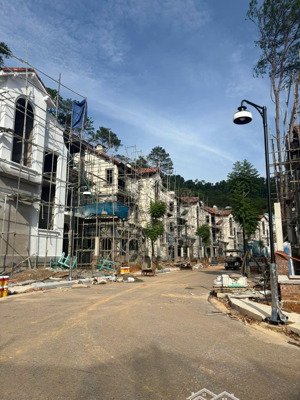 duy nhất căn biệt thự song lập view đồi thông cổ tích đỉnh nhất bt2504 diện tích 225m2 cao độ 74.6m