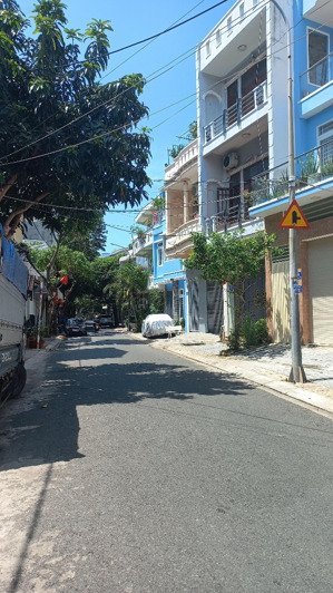 bán nhà 2 mặt tiền đường trần bình trọng vũng tàu 92m2, 1 trệt 2 lầu, đã hoàn công. giá 9.6 tỷ (tl)