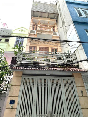 cho thuê nhà mặt đất nguyễn ngọc nại ngõ to ô tô tránh full đồ 4 tầng ở ngay!