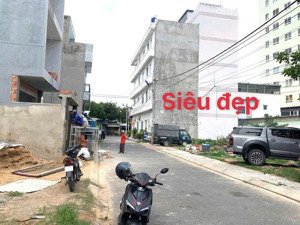 bán đất đường 154 - song hành, ngang rộng 4,6m, giá cực tốt, ngay metrol suối tiên