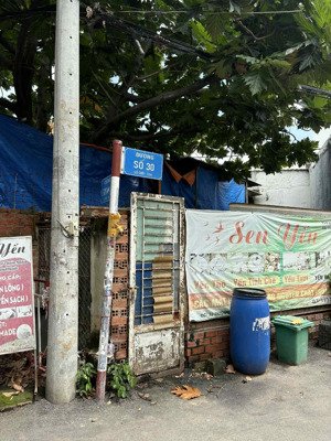 nhà 213m (6.5x33 vuông) mặt tiền đường 30 , p cát lái ,q2 (14ty900)