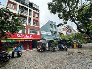 nhà 3 tầng đường lê thanh nghị, hải châu.
- diện tích 71m2, ngang 5m