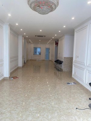 cho thuê nguyên căn biệt thự liền kề tại hàm nghi 96m2 x 6 tầng, mt 6m giá 75tr/tháng