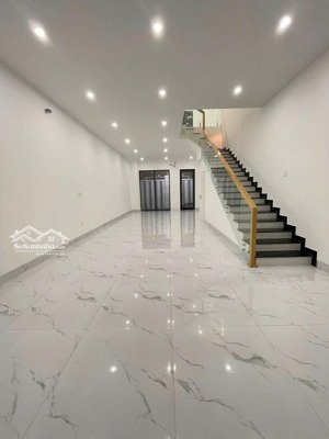 cho thuê gấp shophouse 75m2, 1pn, 1wc tại hùng vương, đông hà, quảng trị, miễn phí 24 tháng