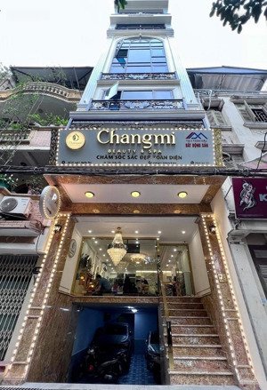 bán tòa vp phố đỗ quang. dt 70m2 x 7 tầng + 1 hầm, mt 5m, vỉa hè rộng. kd sầm uất. giá 40tỷ