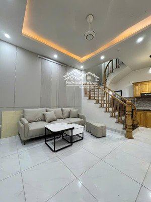 bán nhà tây mỗ, 45m2, 5 tầng, giá 5.9 tỷ, nhà mới, ô chờ thang máy, sát vinsmart city, gần ô tô đỗ