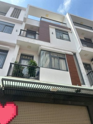 bán nhà 4 tầng huỳnh tấn phát, q7 hẻm xe hơi đậu trước cửa