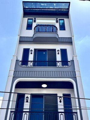 mặt đường tuyến 2 thiên lôi - vĩnh niệm - ngay gần aeon mall. điểm kinh doanh buôn bán, oto vào nhà