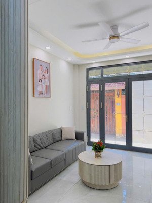 hot! cần bán 3 căn nhà mới 5 tầng full nội thất ô tô đỗ cửa- ngay kđt văn khê