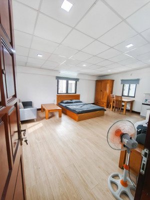 căn hộ full nội thất - rộng 50m2 gần landmark 81 chỉ với 6triệu - bình thạnh