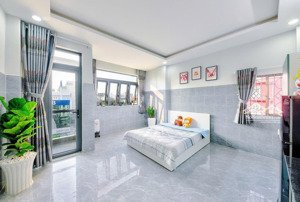cho thuê studio cao cấp ban công 30m2 - ngay trung tâm bthanh tiện qua q1- pnhuận -trường đại học