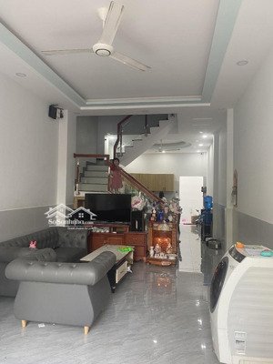 hương lộ 3, bhh, bình tân, nhà 2 tầng, dt 4x17, đường 8m thông, giá 5.x tỷ