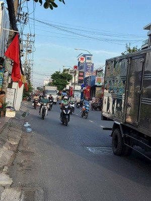 bán nhà c4 mặt tiền nguyễn ảnh thủ quận 12, 4mx27m, vị trí cực sung, nhỉnh 10 tỷ