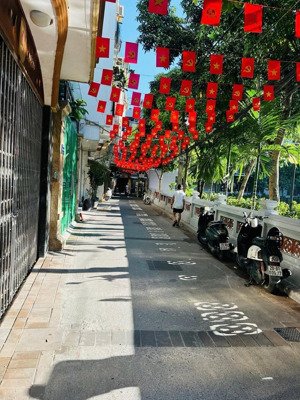 bán nhà phố ngọc hà, 74m2 - 5 tầng - mt 4,5m - chỉ 18,9 tỷ - lh: 