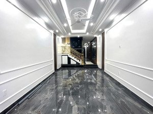 tây mỗ 39m 5t -6.2tỷ - thang máy - vf3 lùi cổng nhà mới , ngõ thoáng sổ vuông , hàng xóm vinsmart