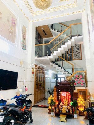 * nhà đẹp, 5 tầng - ngay lê văn quới, giáp ngã tư 4 xã, bình tân - giá bán 8 tỷ * diện tích 4*16m