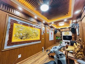 phú lương hđông _50m 5 tầng _vị trí đắc địa gần các trường đại học _ nhỉnh 6 tỷ sẵn ở