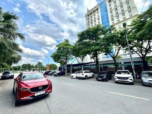 bán nhà phố hồng tiến , dt 110m2 * m tiền 6.5m * nhà sân vườn , mặt ngõ oto tránh kinh doanh