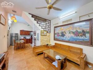 Bán nhà mặt phố Cầu Giấy,60m2, 7 tầng thang máy, 2 mặt tiền ô tô tránh