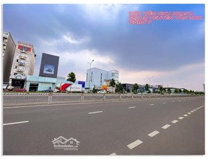 chỉ 14,5 tỷ mặt tiền rộng 7,3m đại lộ nguyễn văn linh quận 7