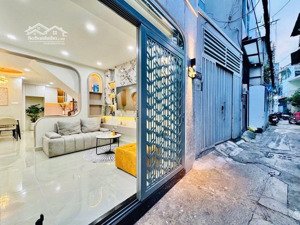 bán nhà đẹp ở ngay đường phan văn hân q. bình thạnh 3 tầng đúc gần mặt tiền ko quy hoạch nhỉnh 6 tỉ