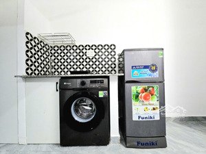 cần cho thuê phòng gác rộng full nội thất cao cấp