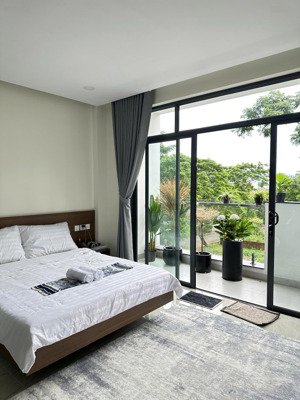 căn hộ 1pn 45m2 với ban công thoáng thuận full nội thất tiện đi q1 q3 tại trường sa phú nhuận