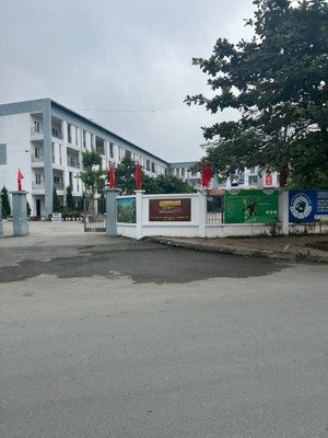 bán nhà ngọc thụy long biên 177m2, 3 tầng, mặt tiền 10 m. chia lô, kinh doanh giá đầu tư 35 tỷ