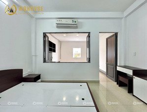 phòng đôi siêu rộng, cửa sổ, vị trí mặt tiền, có chổ đậu ô tô